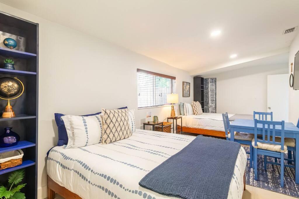 Central Nautical Themed 4 Bed 2 Bath Home فورت لودرديل المظهر الخارجي الصورة